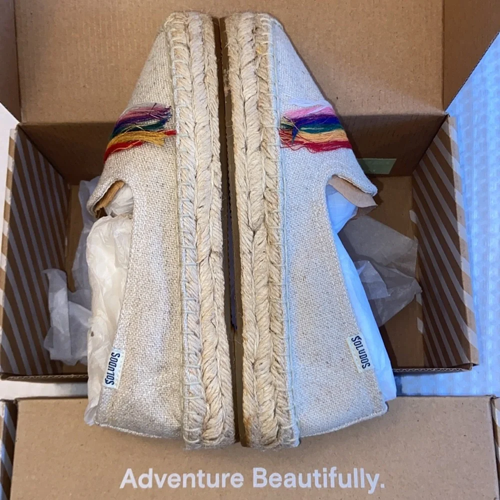 NEW! SOLUDOS PRIDE Smoking Slipper Espadrilles Size 6 7.5 Khaki Rainbow